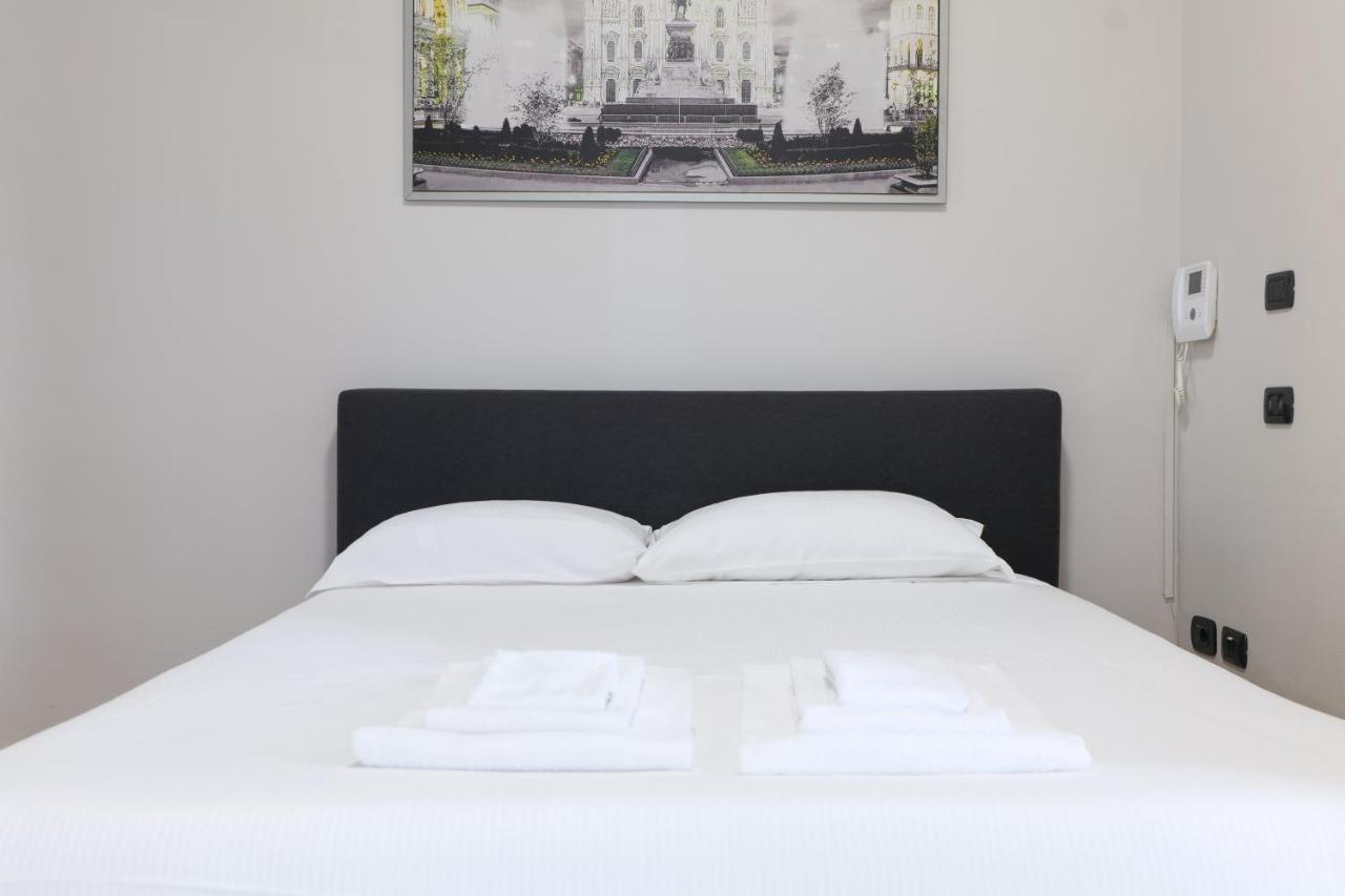 Prestige Boutique Homes - Duomo 2 Milano Eksteriør billede