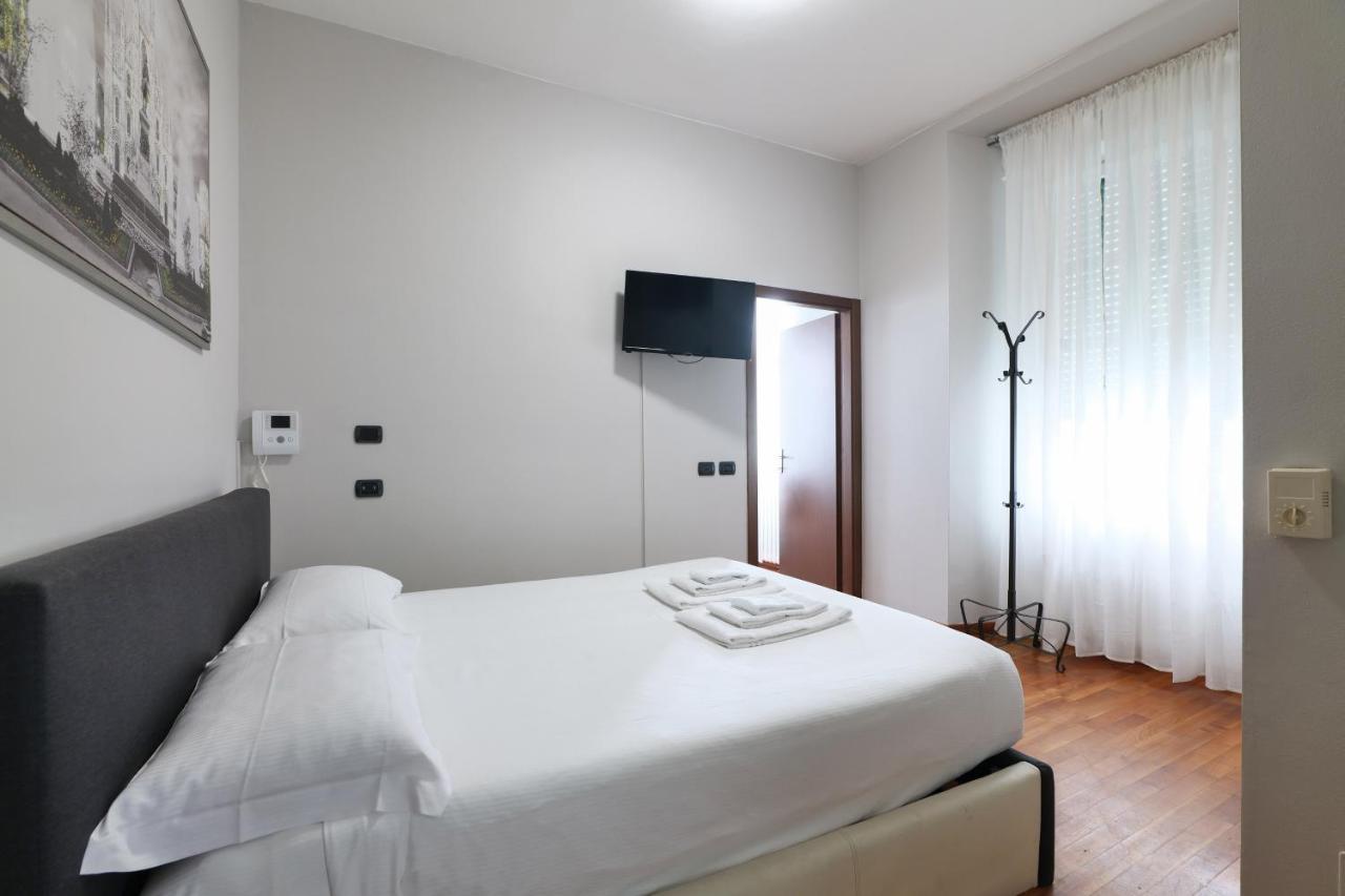 Prestige Boutique Homes - Duomo 2 Milano Eksteriør billede